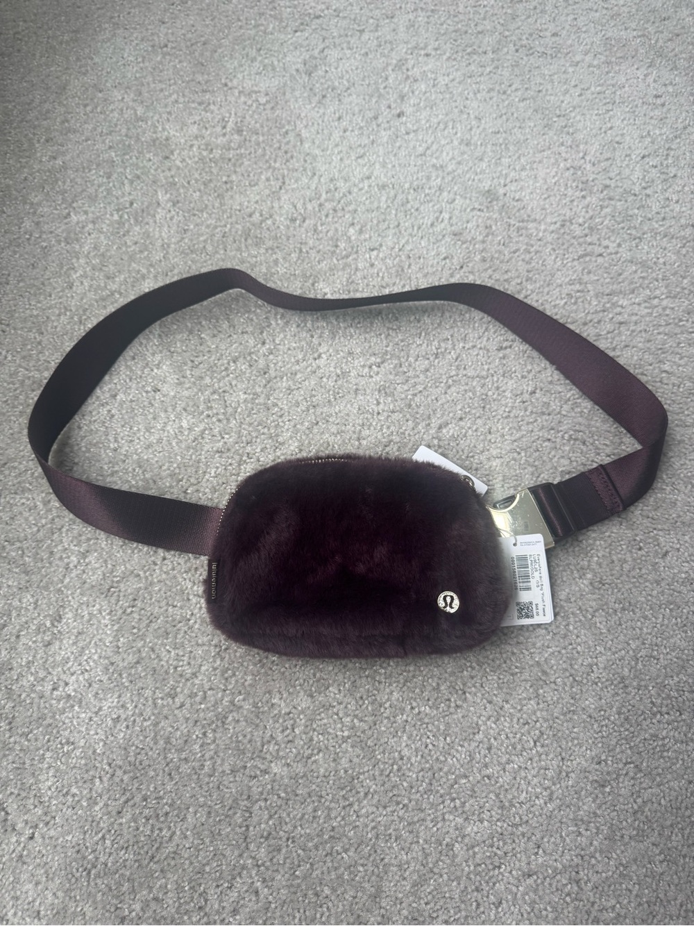lululemon everywhere  Plush Belt Bag - Plum/gold NWT